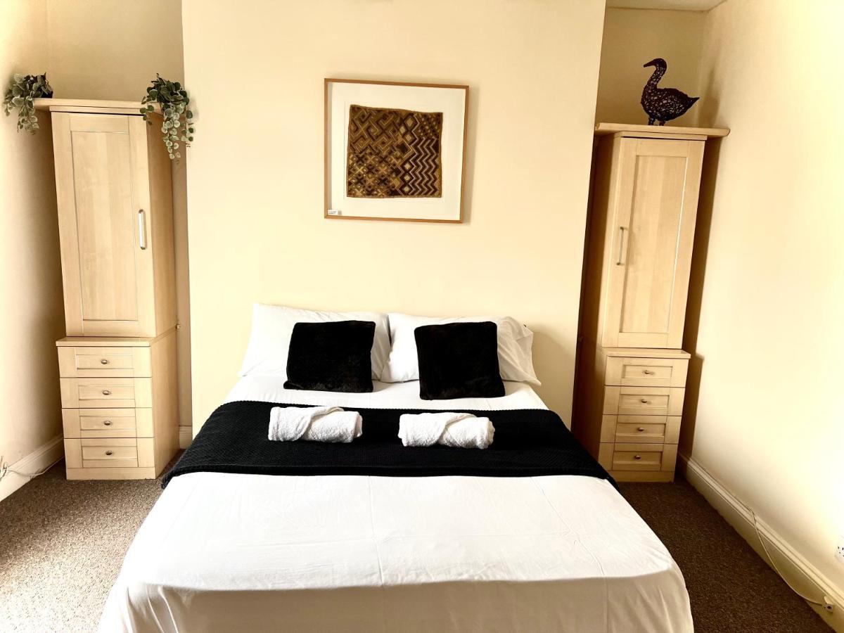 Aldgate Holiday Rooms London Exterior foto