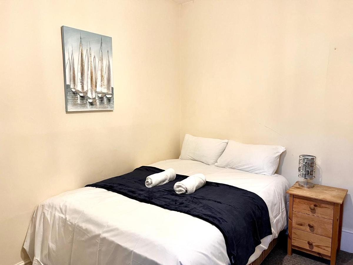 Aldgate Holiday Rooms London Exterior foto