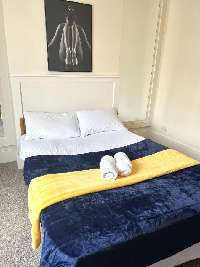 Aldgate Holiday Rooms London Exterior foto
