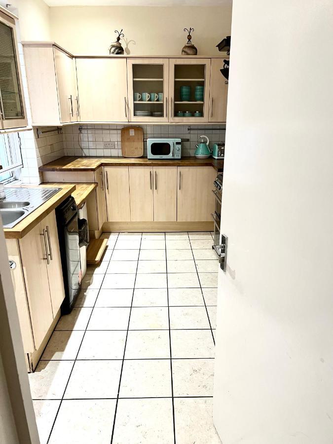 Aldgate Holiday Rooms London Exterior foto
