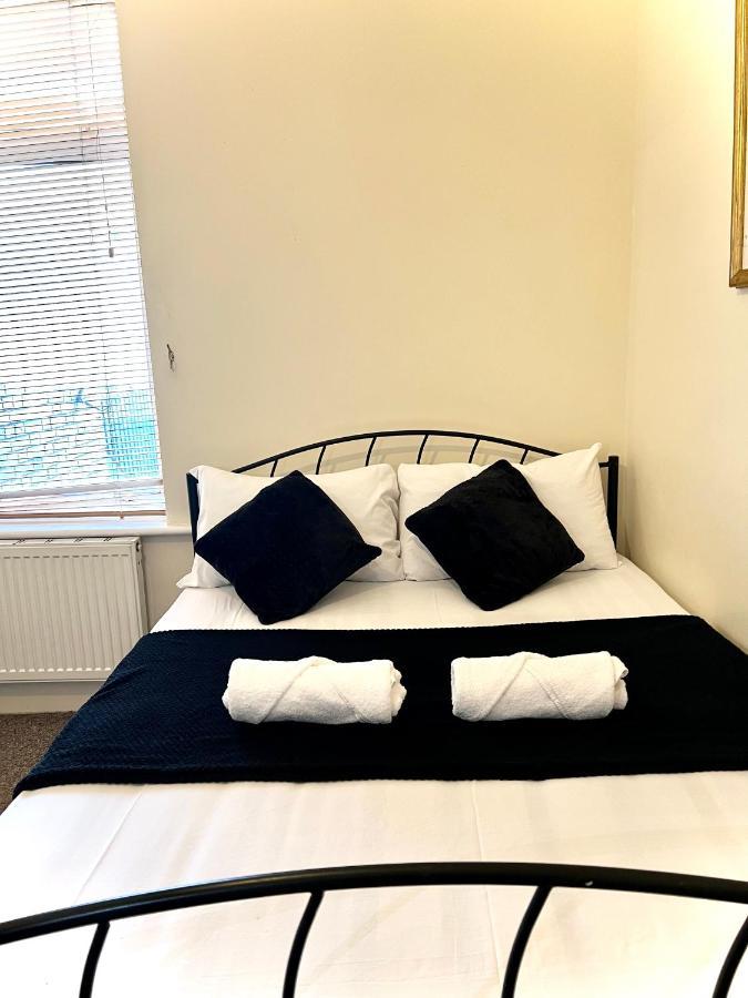 Aldgate Holiday Rooms London Exterior foto